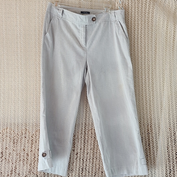 Pin Striped Capri Pants by Nautica Size 10 - Picture 3 of 9